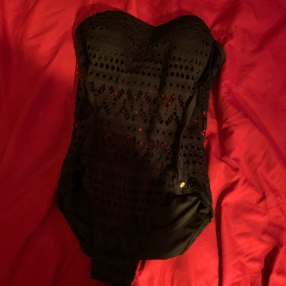 Bathing suit - Picture 1 of 1